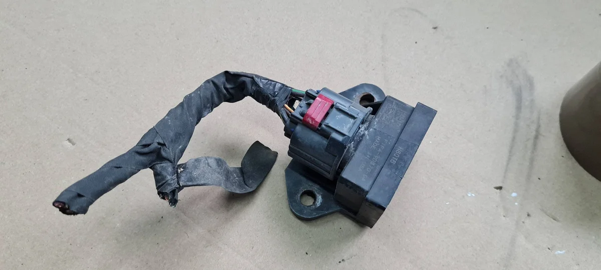 Módulo Relé Bomba Combustible Ford Edge ST 2020