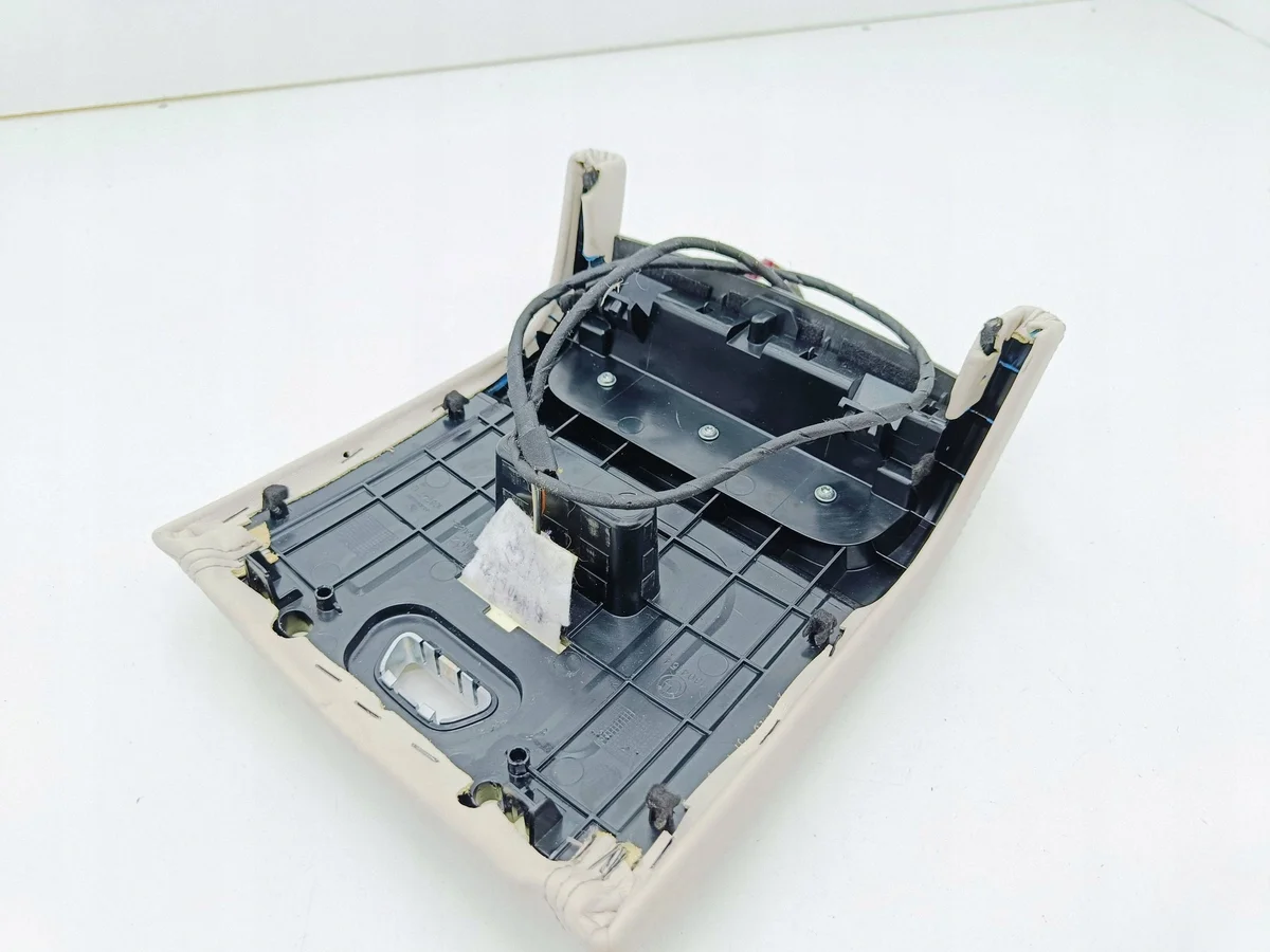 BMW 7 G11 G12 Armlehne hinten 7407961 image 4