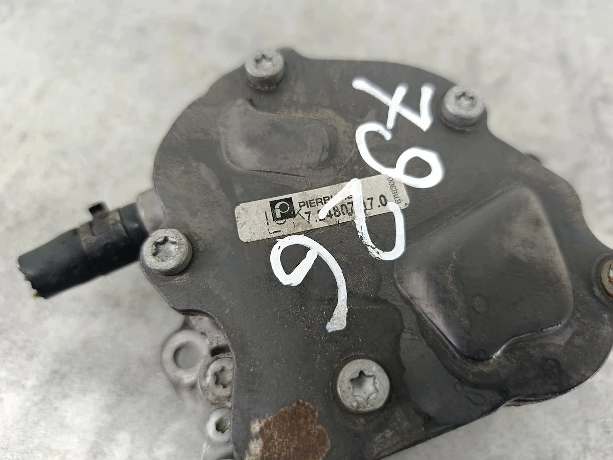 Vakuum Pumpe Audi A4 B6 1.9 TDI image 6