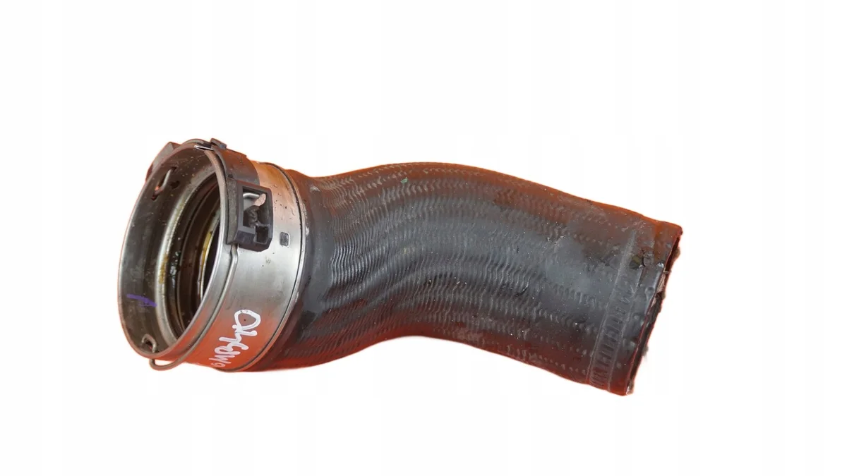 Turbo Luchtpijp Volvo 2.0 T 31422261