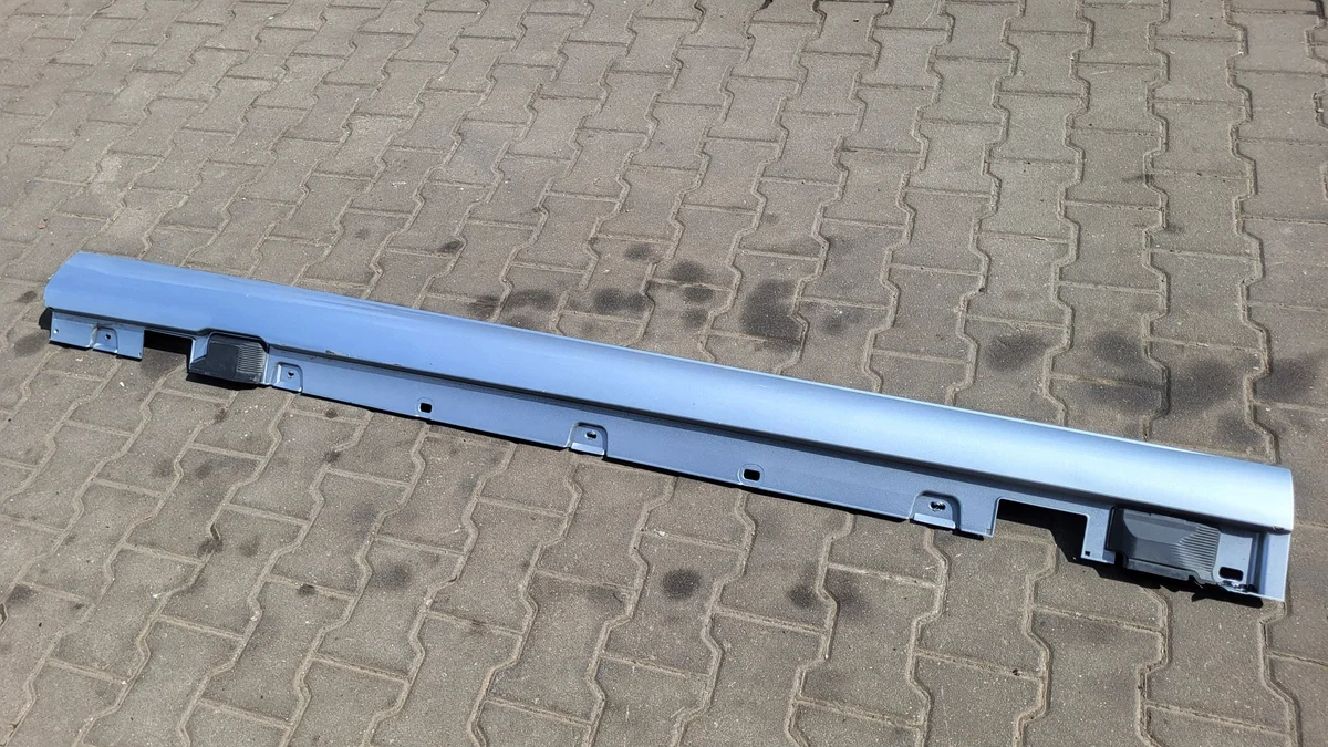 Dorpel Rechts Mercedes E W213 A2136909801