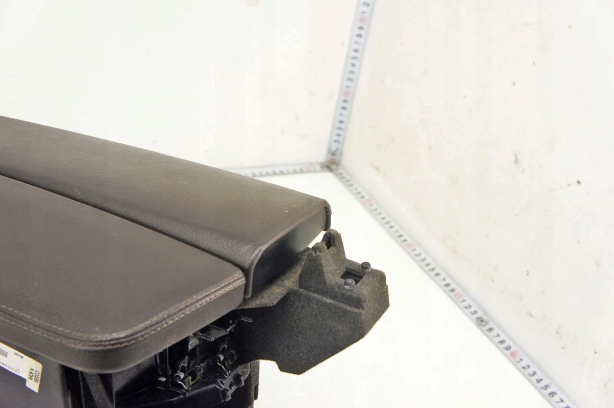 Mercedes GL450 x166 Bracciolo Console VR112 image 3