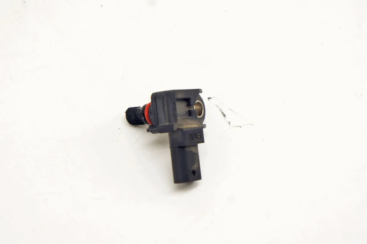 BMW 2 F46 F45 1.5 D MAP Sensor VV358 image 3