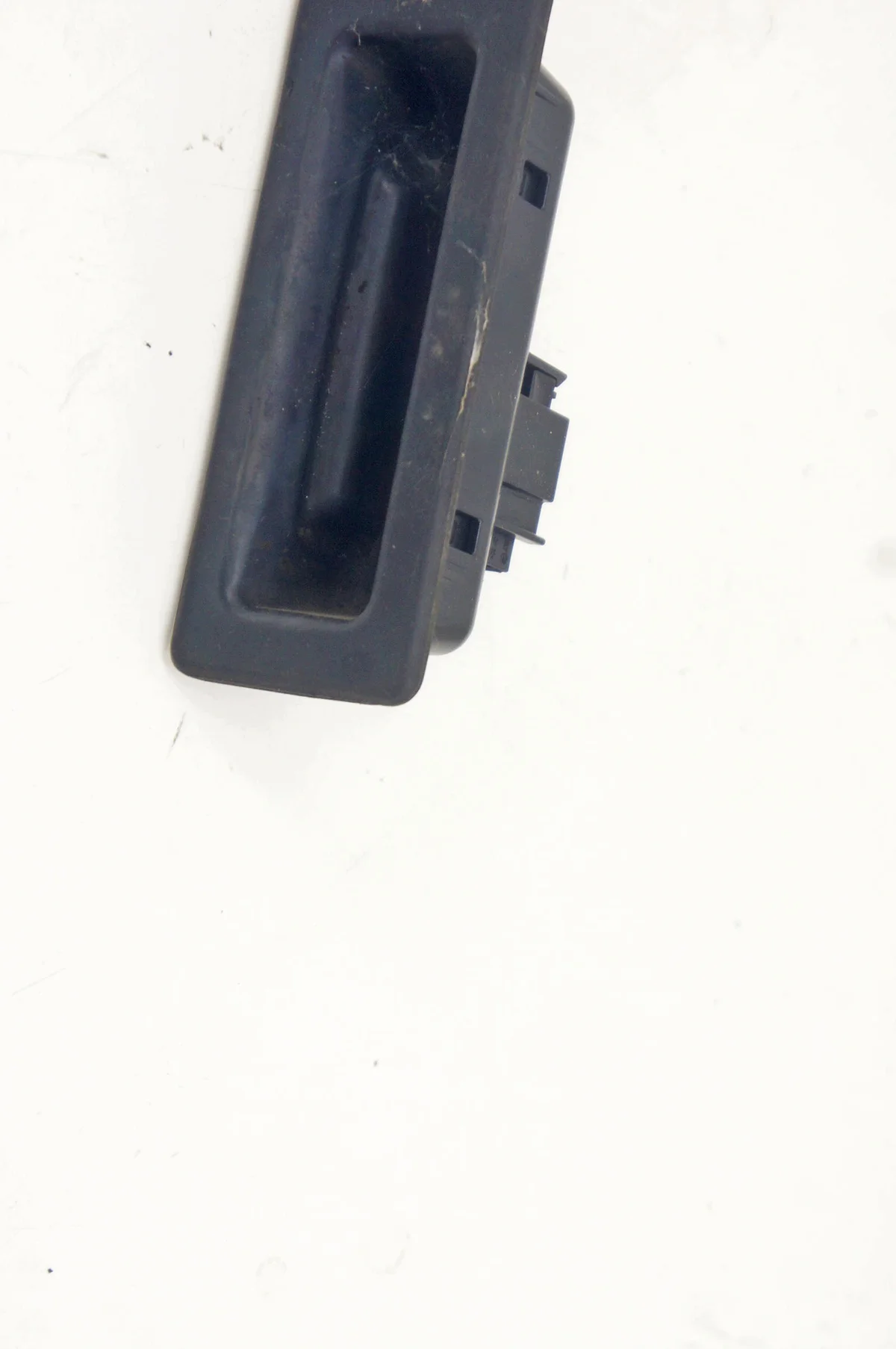 BMW 2 F46 F45 Griff Heckklappe Mikrocontroller image 3