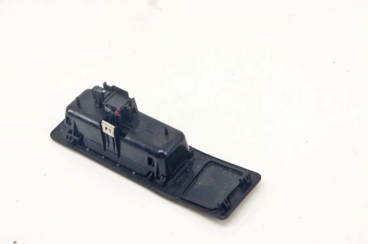 BMW 2 F46 F45 Griff Heckklappe Mikrocontroller image 5