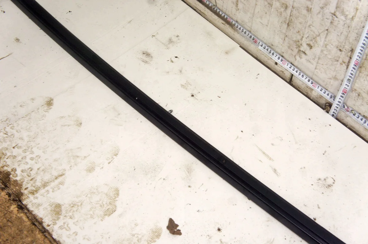Dachreling rechts BMW 2 F45 F46 VV182 image 4