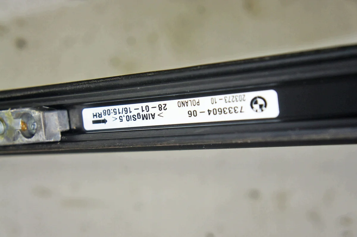 Dachreling rechts BMW 2 F45 F46 VV182 image 6