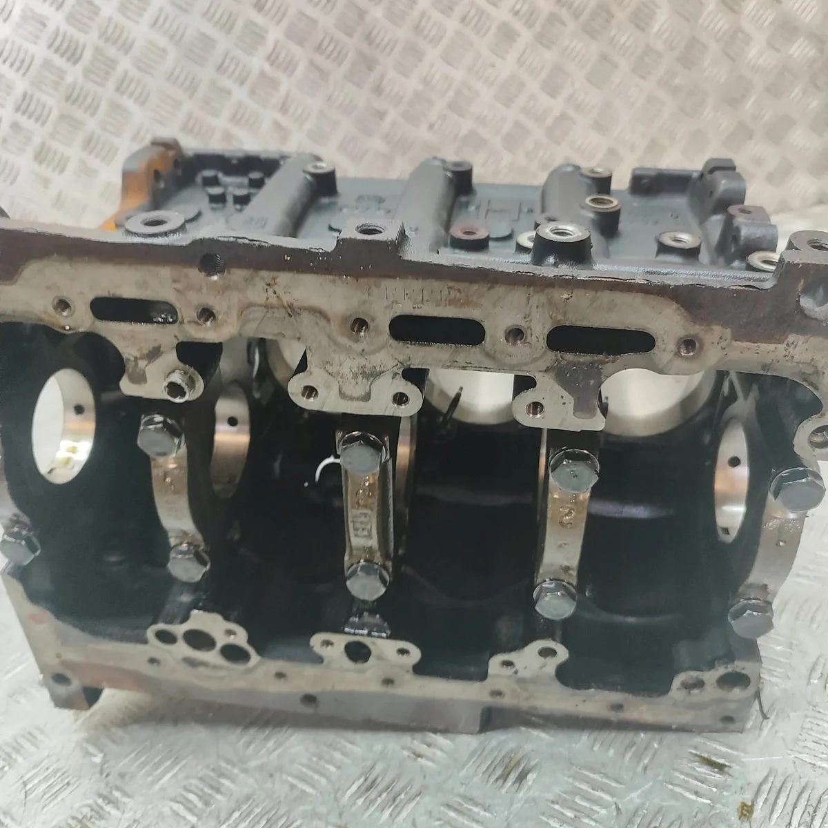 Audi 06F103021H Blocco Motore Usato image 7