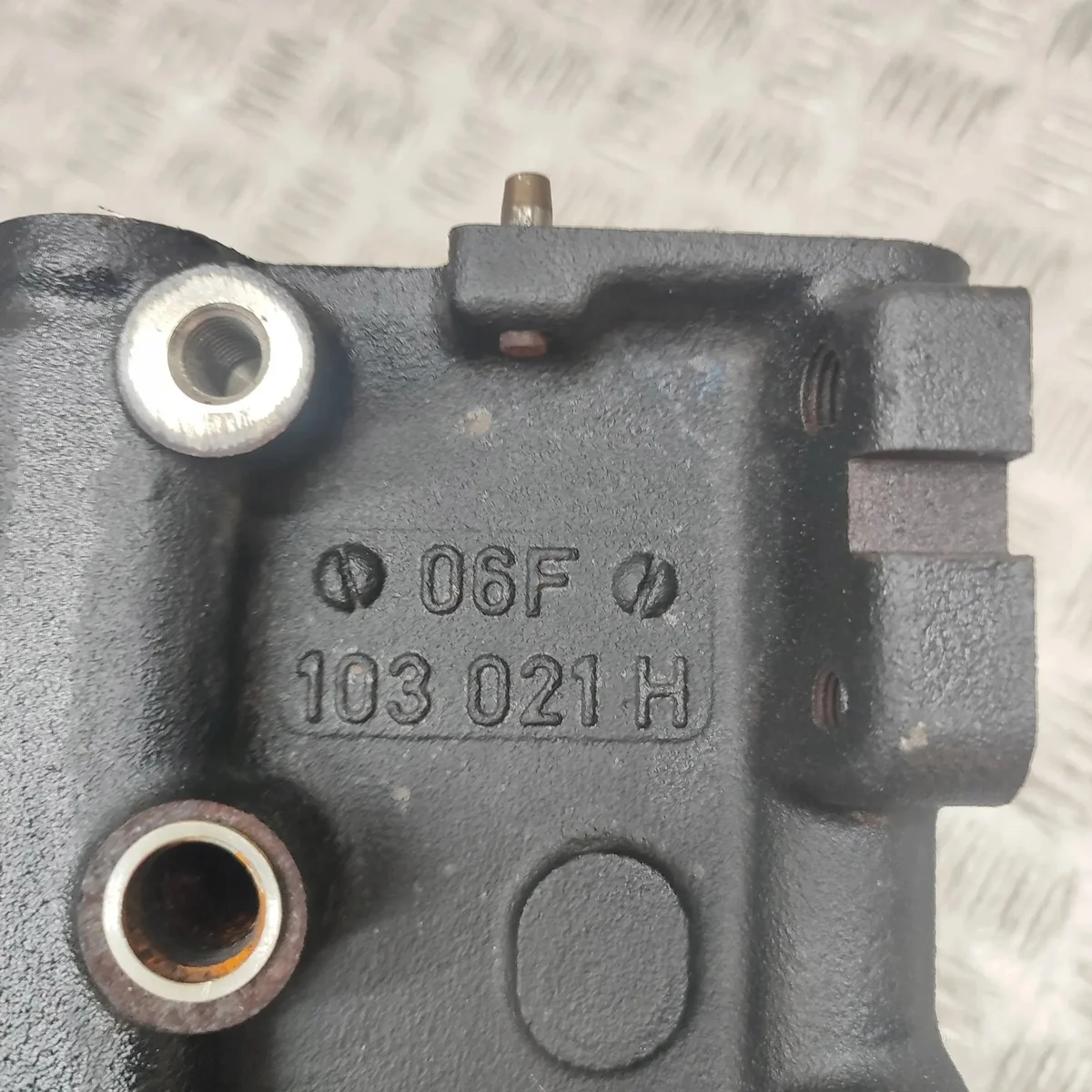 Audi 06F103021H Blocco Motore Usato image 9