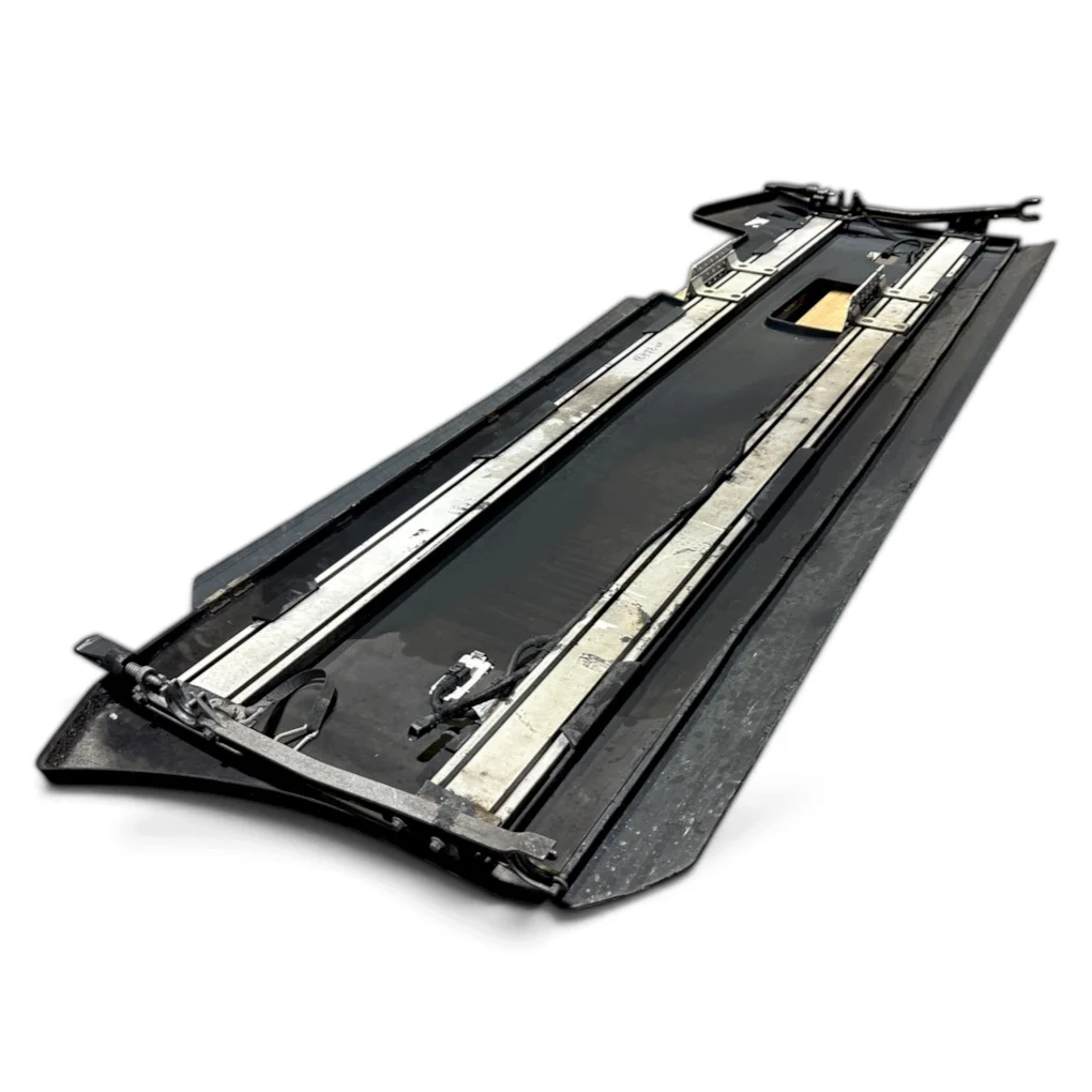 Spoiler Laterale Sinistro RENAULT TRUCKS 7484559940 image 4