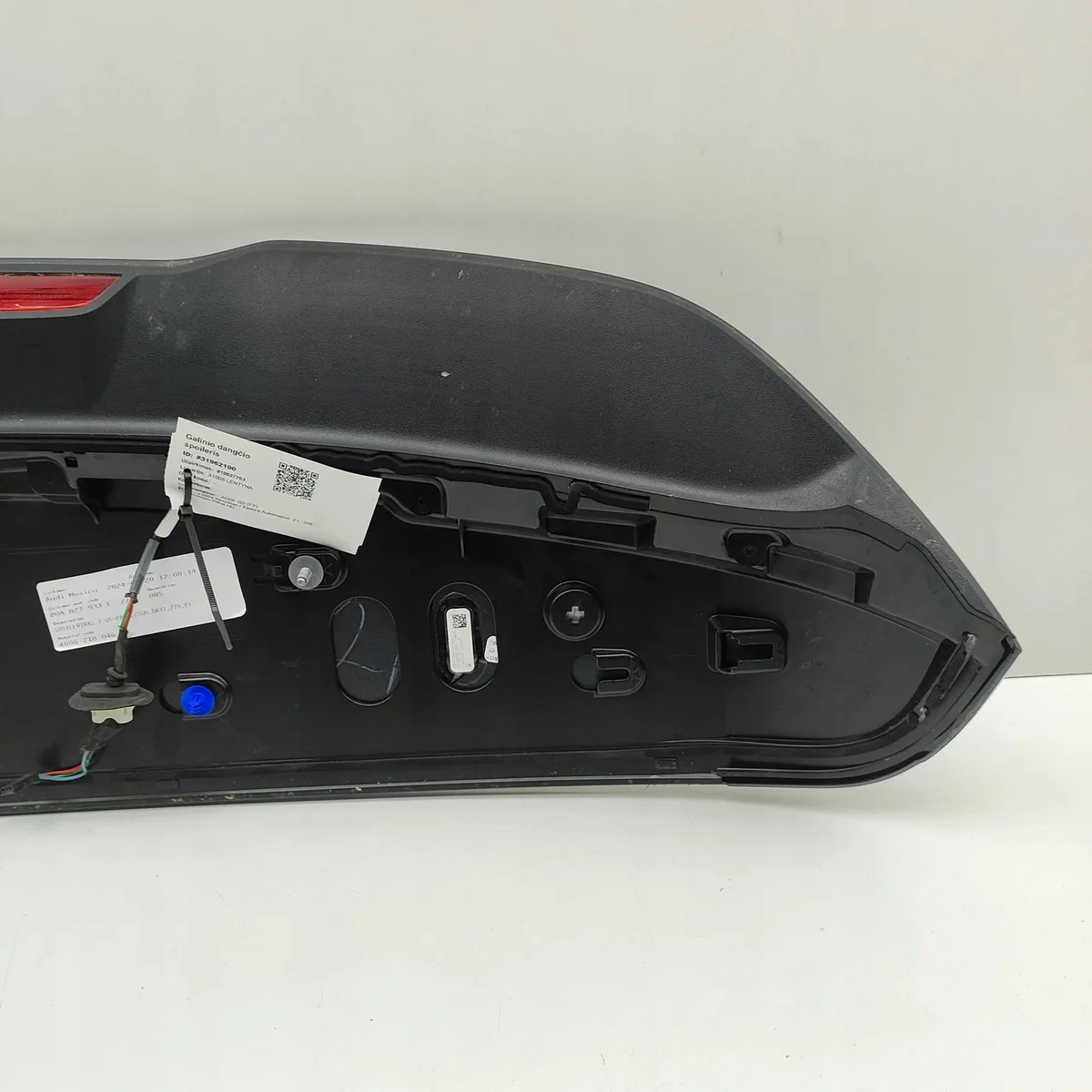 Spoiler Portón Audi Q5 (FY) 80A827933F Usado image 6
