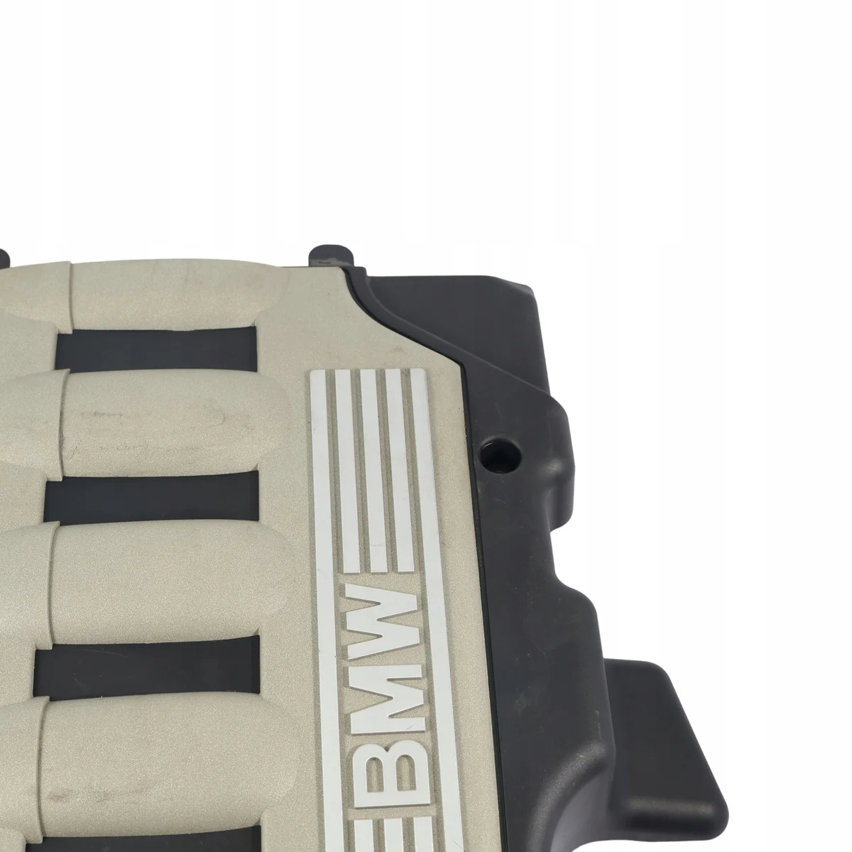 BMW E60 E90 335D 535D M57N2 Couvercle Moteur image 3