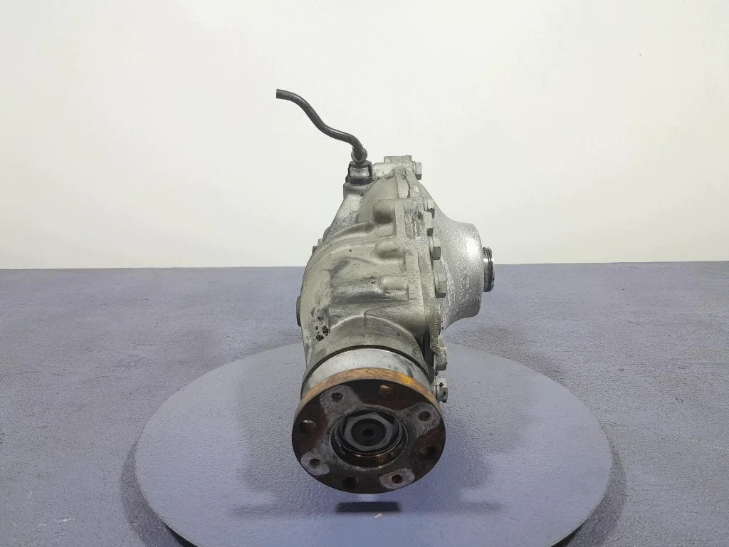 BMW 750e xDrive G70 Differential vorne thumbnail 4