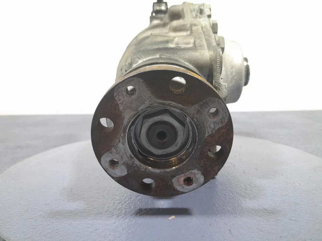 BMW 750e xDrive G70 Differential vorne thumbnail 5