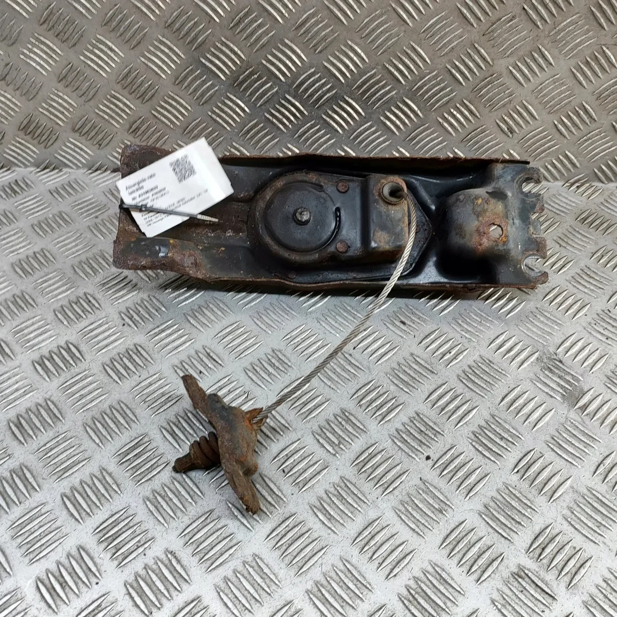 Suporte Roda Sobressalente Dodge Nitro 55113028AE image 5