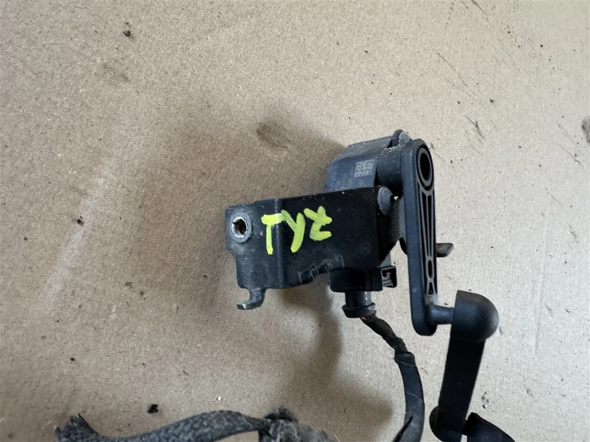 Sensor Scheinwerferregulierung Hinten Seat Arona image 3
