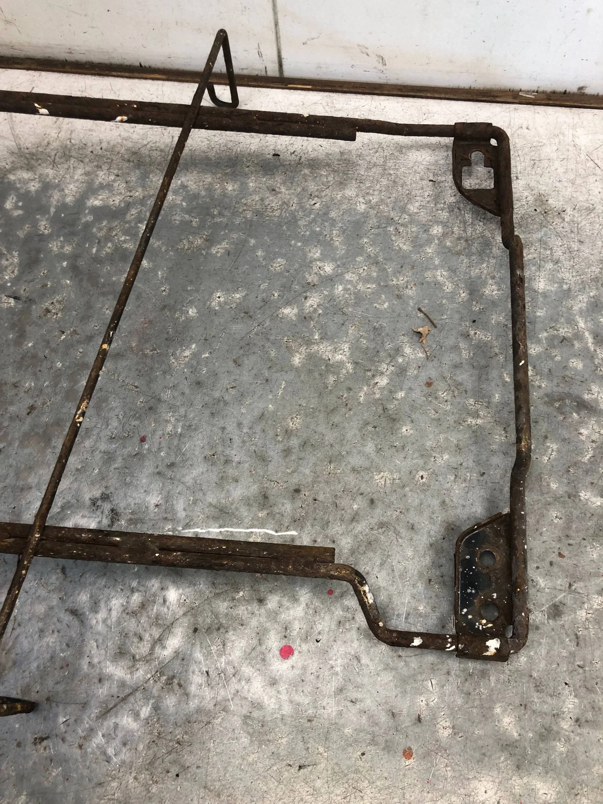 Halterung Ersatzrad Renault Trafic III APU31876 image 4