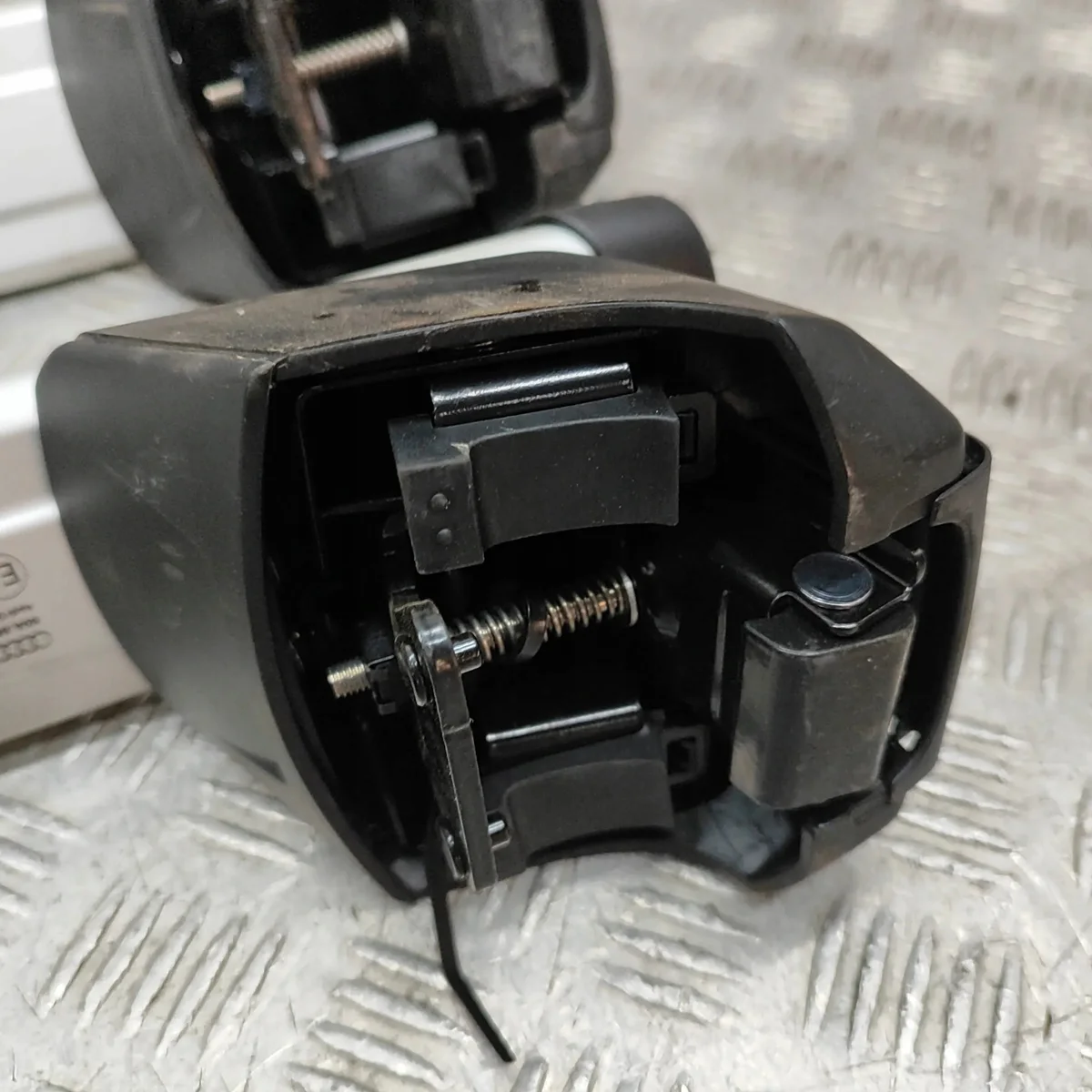 Takrelingar Audi Q5 (FY) 80A860019 image 4