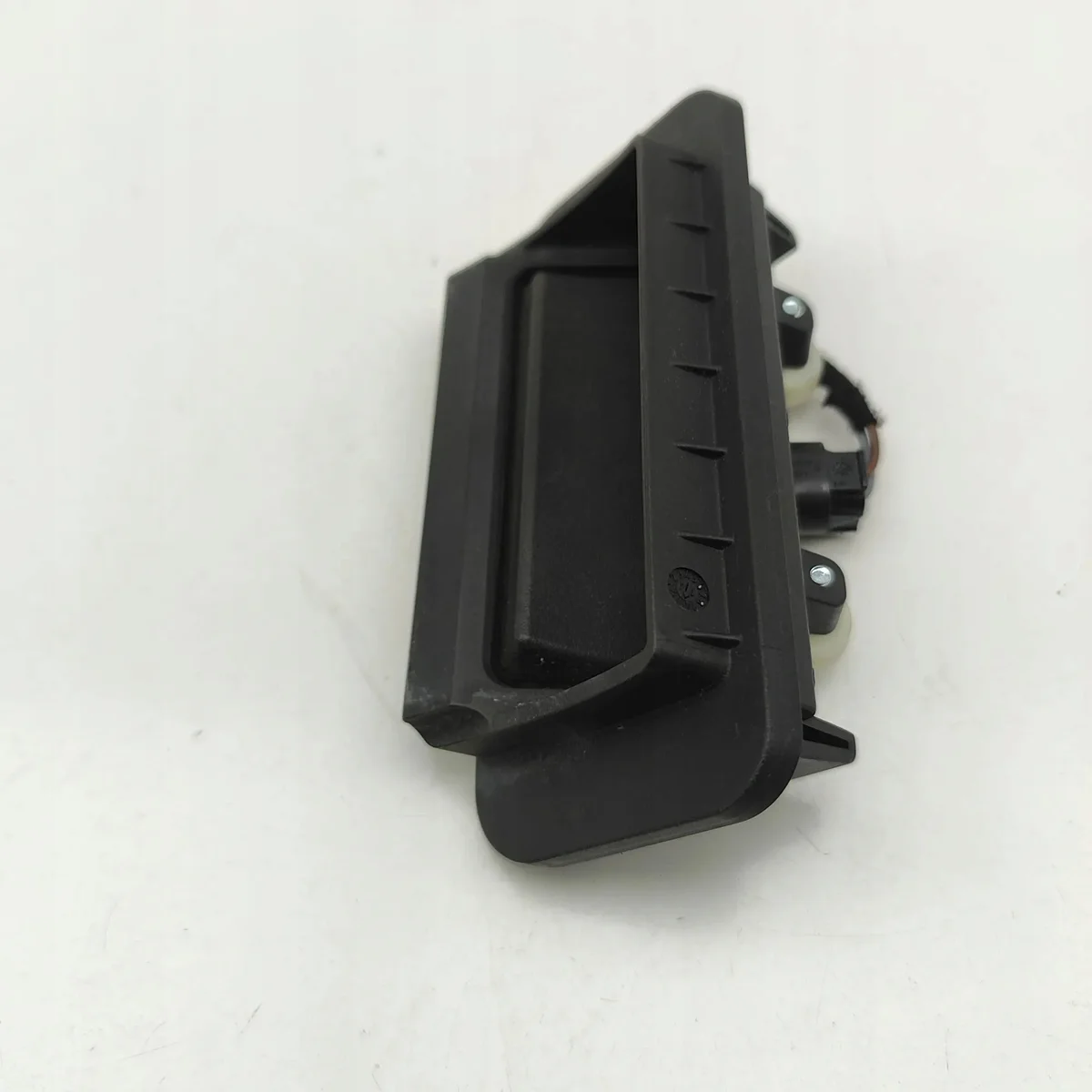 Bagkluckehandtag Mercedes E W211 A2127501593 image 3