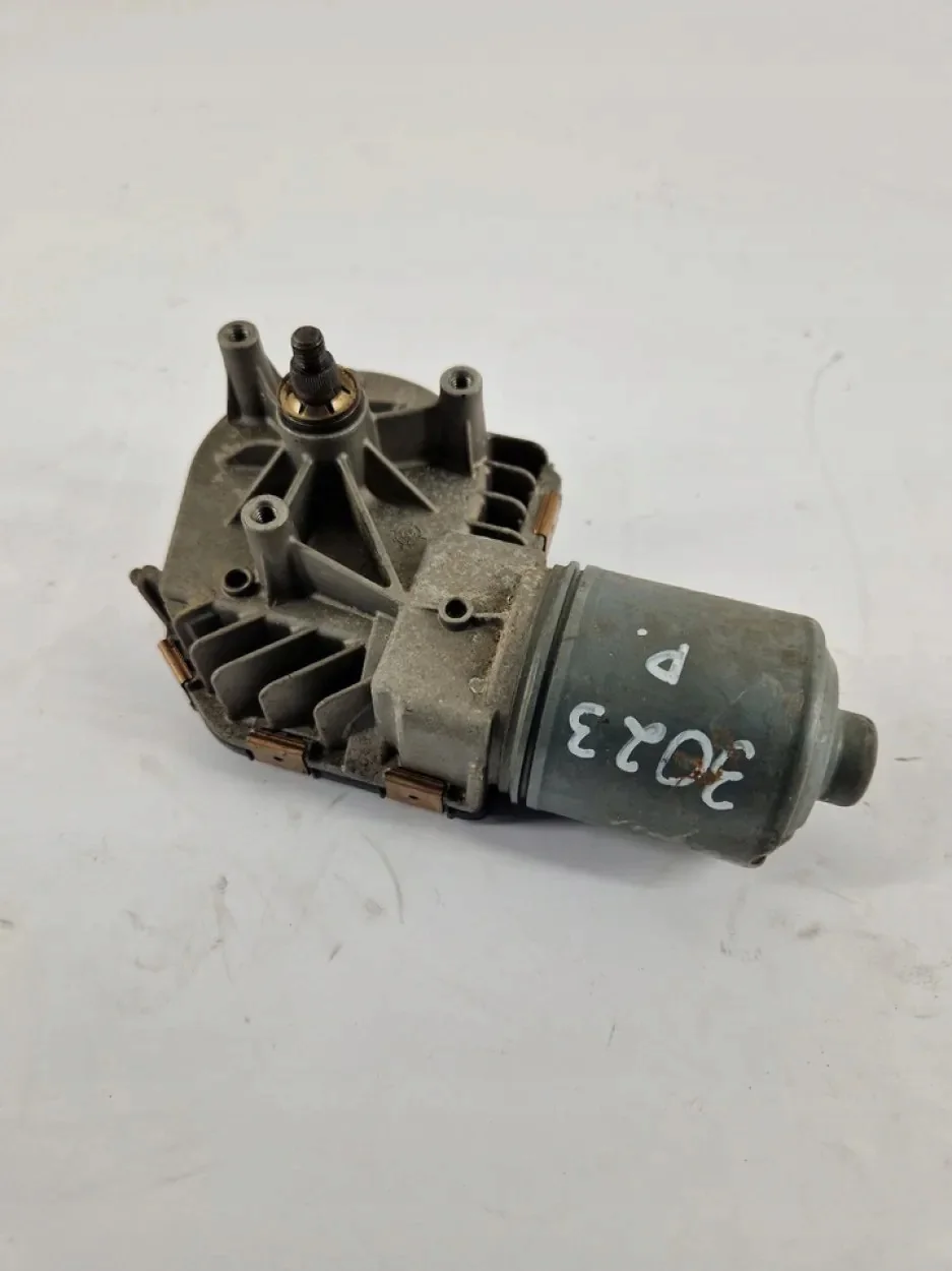 Motor Limpa Para-Brisas Mercedes E 211 A2118204842