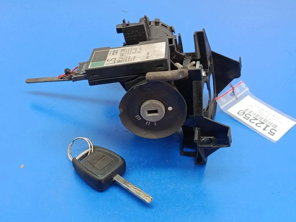 Zündschloss Opel Zafira A 2.0DTI 90589313 gebraucht