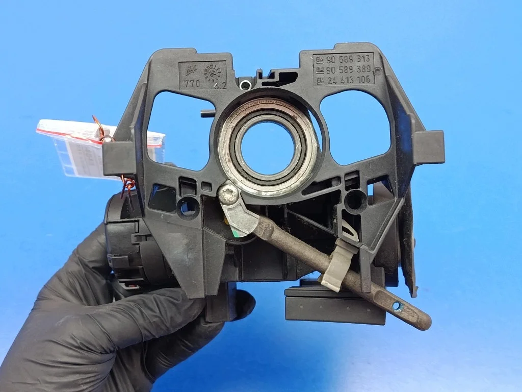 Zündschloss Opel Zafira A 2.0DTI 90589313 gebraucht image 6