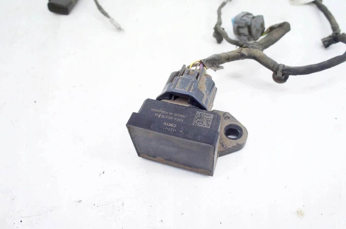 Ford Focus Mk4 1.0 Kraftstoffpumpenmodul VT235 image 3