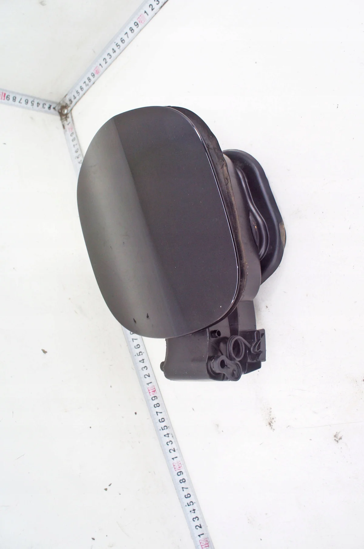 Bränslepåfyllningslucka Ford Focus Mk4 JX7B-A27936-AE