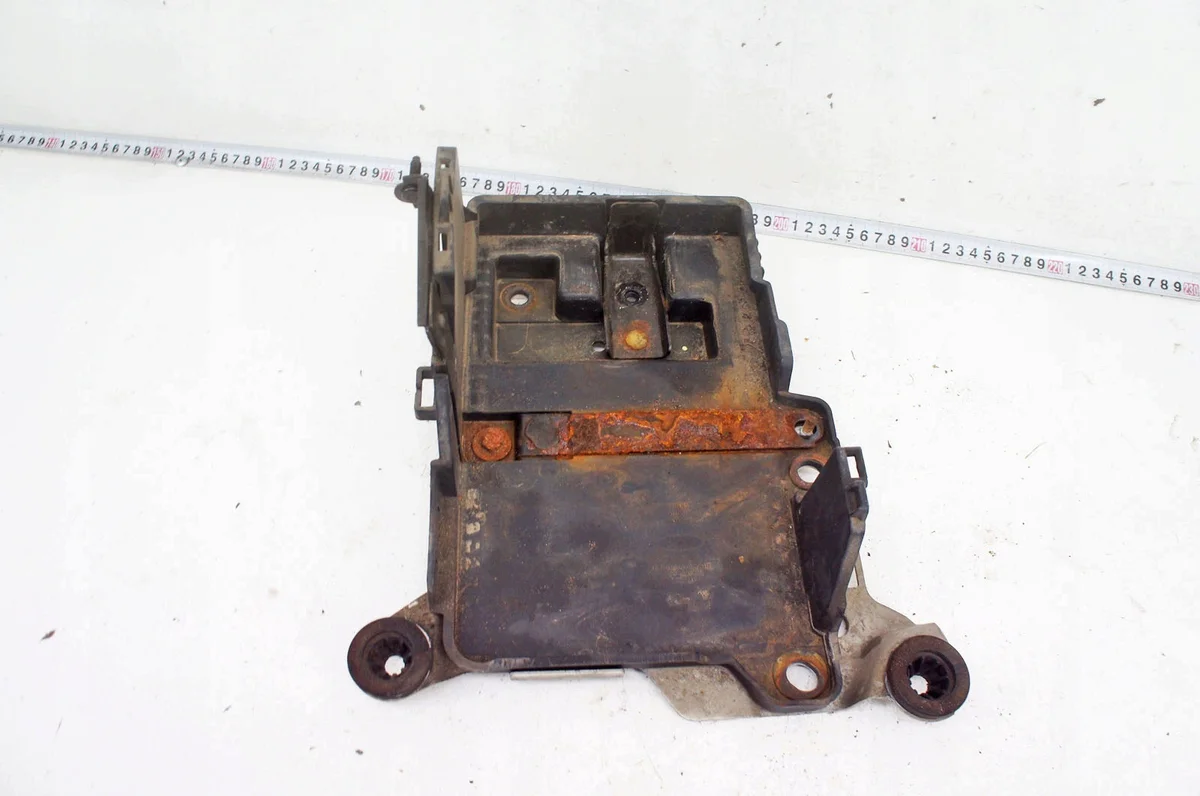 Ford Focus Mk4 1.0 Batterifäste VT265-AR85157 image 8