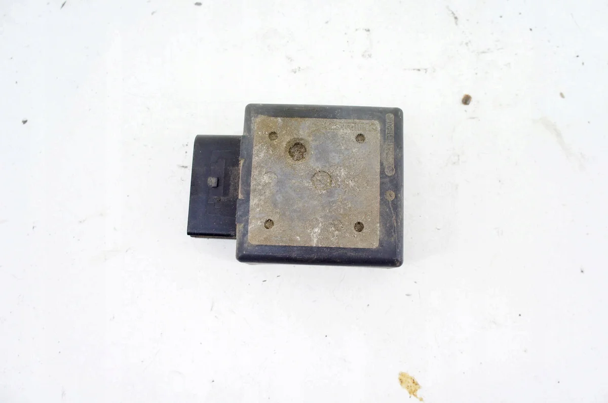 VW Passat B8 2.0 TDI Modul Kraftstoffpumpe VS357 image 3