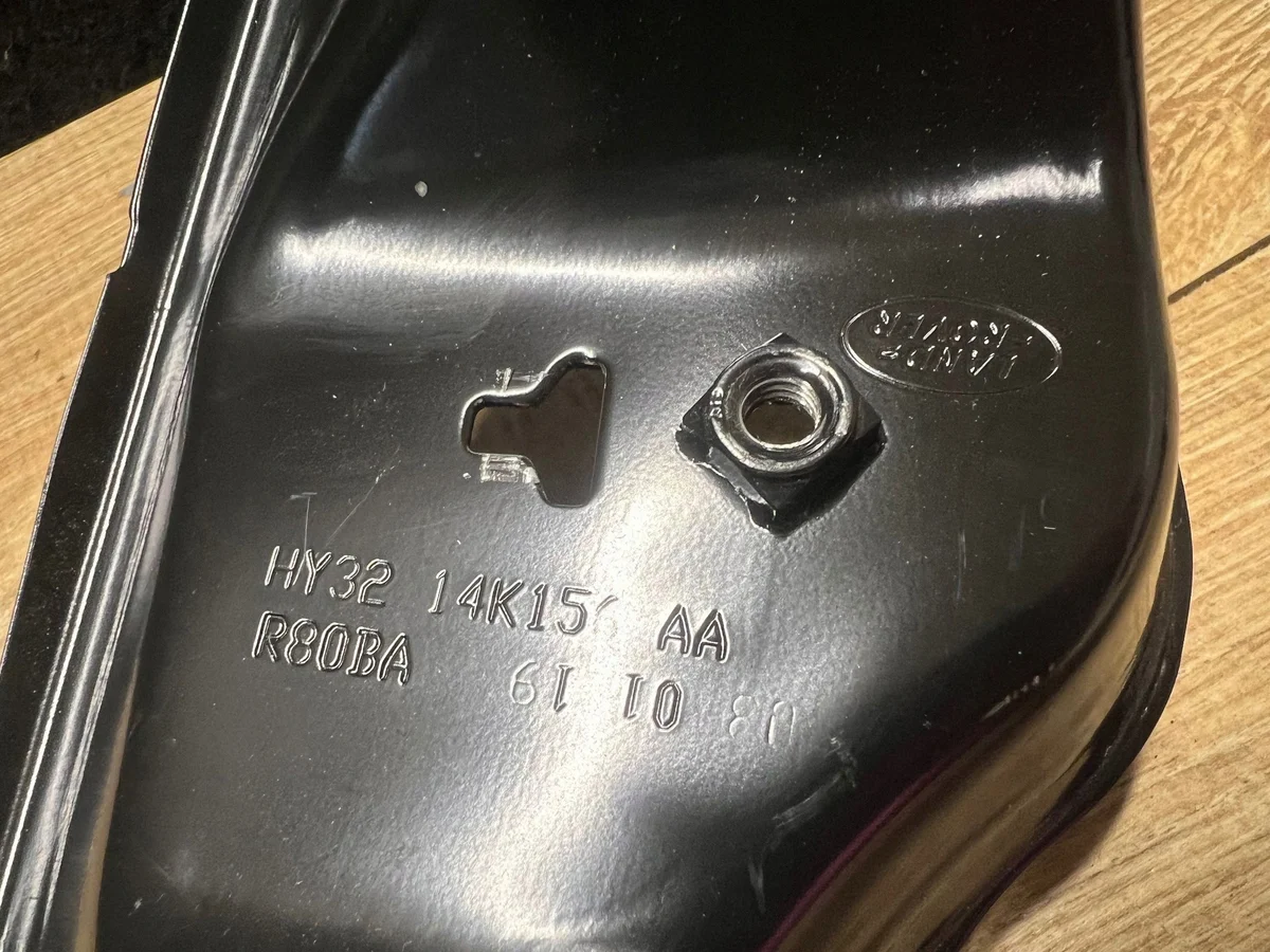 Halterung Land Rover/Range Rover/Jaguar HY32-14K15-AA image 5