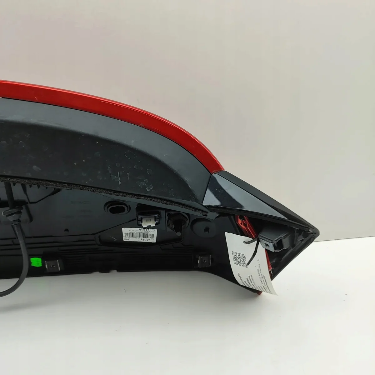 Spoiler Porta-malas Renault Austral 960305193R Usado image 6