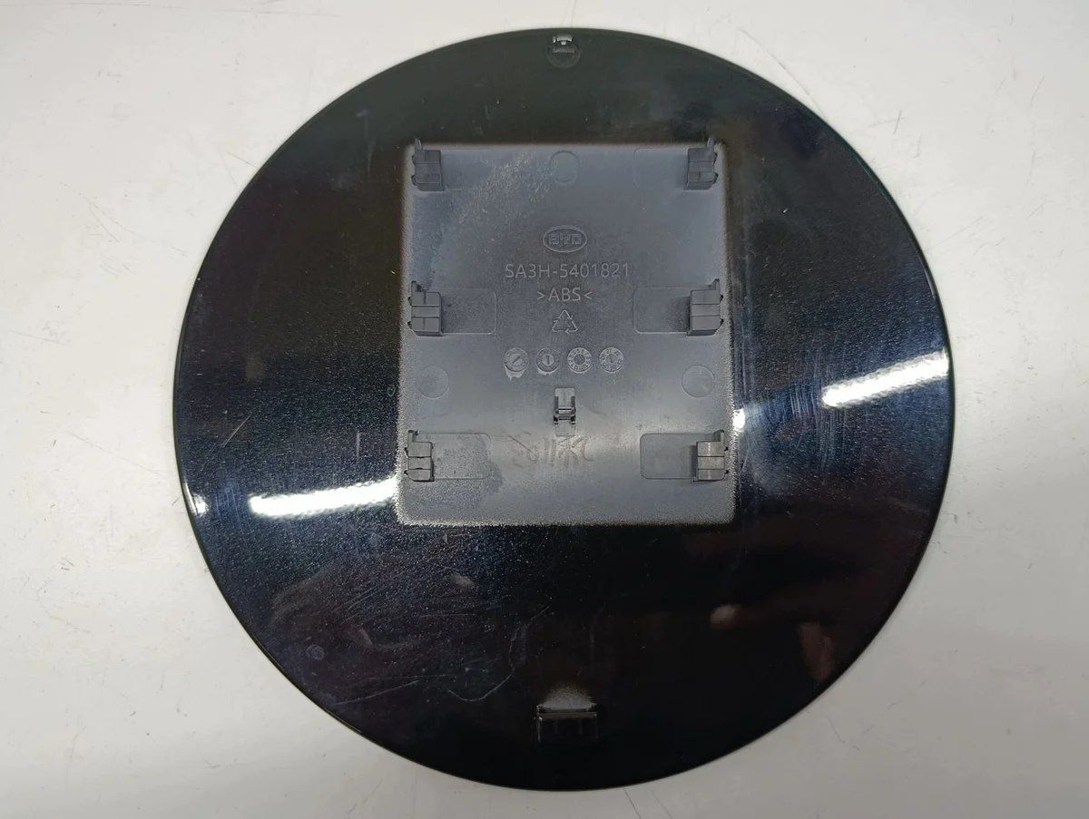 Tapa de combustible BYD SA3H-540111821 Usado image 4
