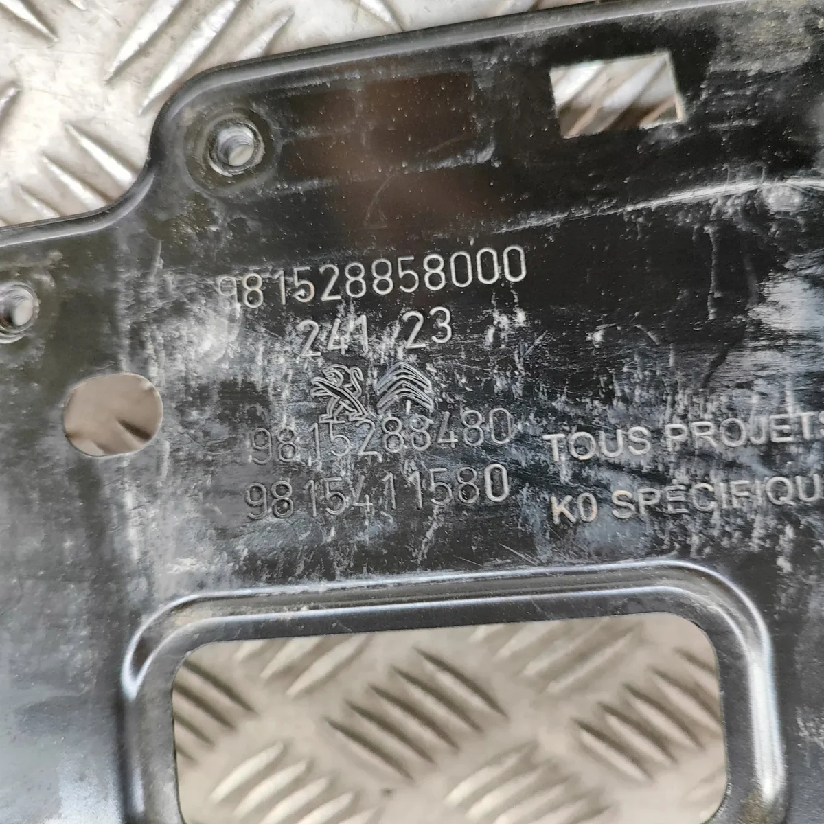 Base Bateria Peugeot 5008 II 9815411580 image 7