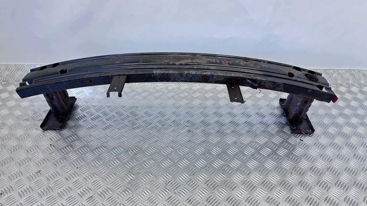Renfort pare-chocs avant Nissan X-TRAIL T32
