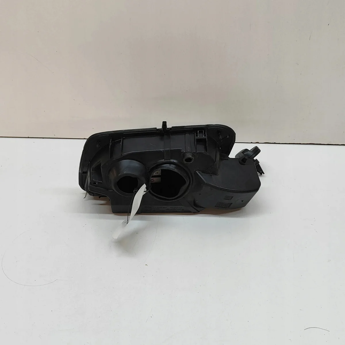 Klappe Kraftstoffbehälter Peugeot 5008 II gebraucht image 3
