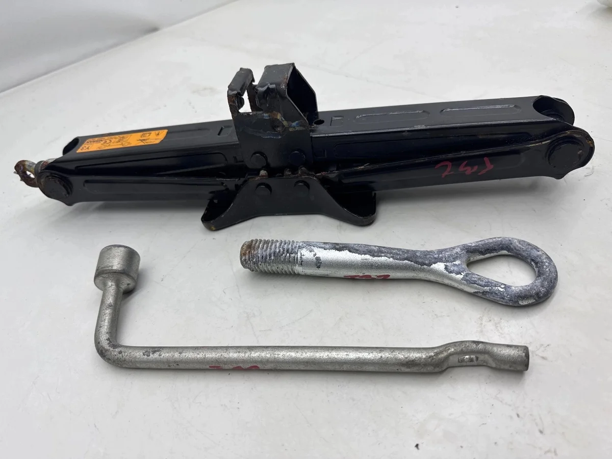 Tunkki Nissan X-TRAIL (T32_) 13-21
