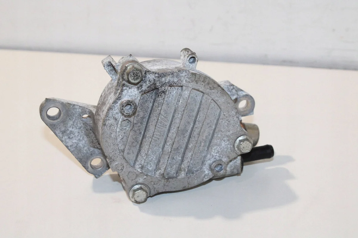 2018 Subaru XV II Vakuum pump HAI14077 image 3