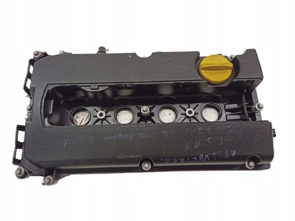 Opel Vectra C 1.8 16V venttiilikansi