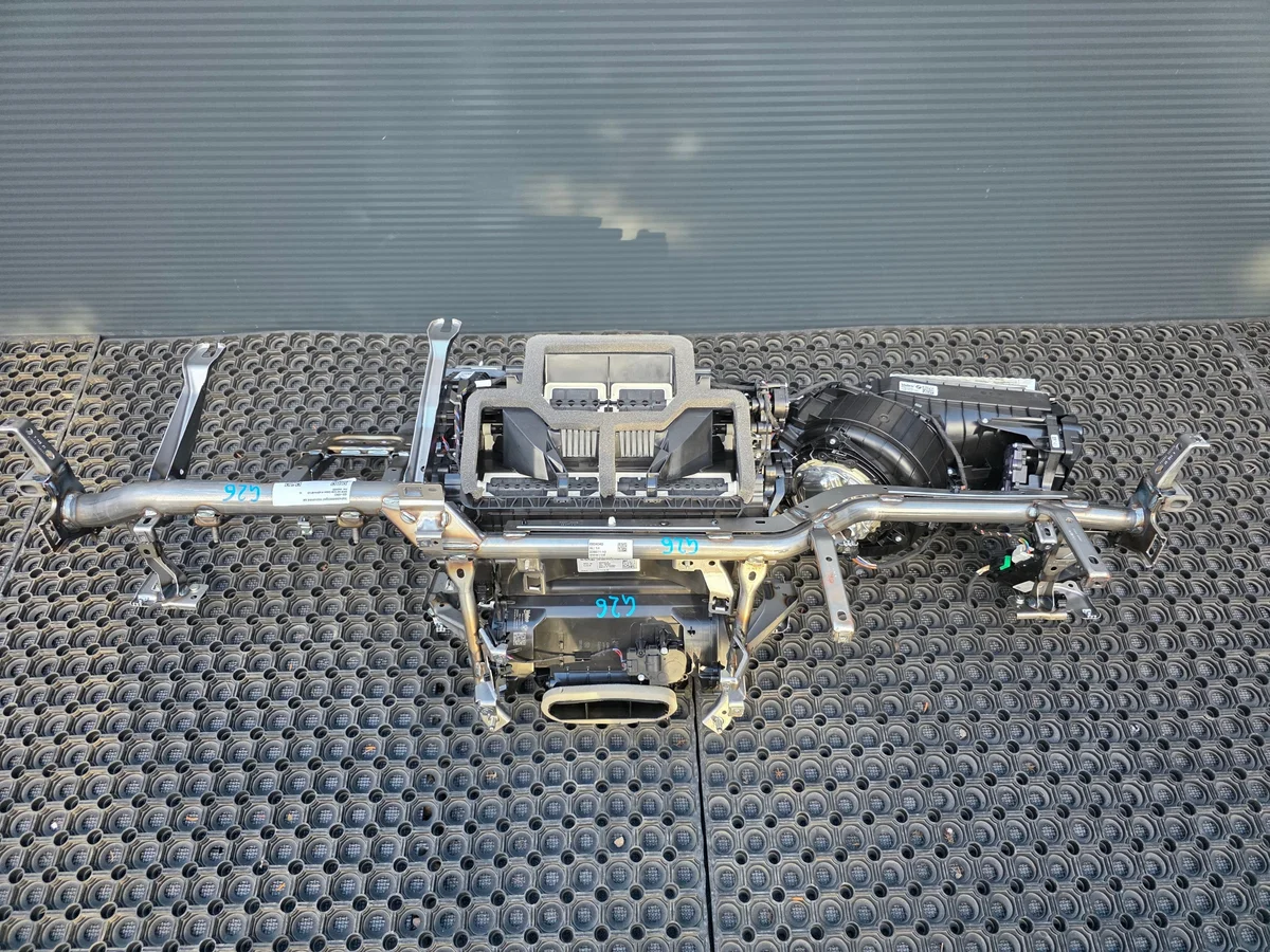 Värmare Chassi BMW G26 I4 Europa 6804040
