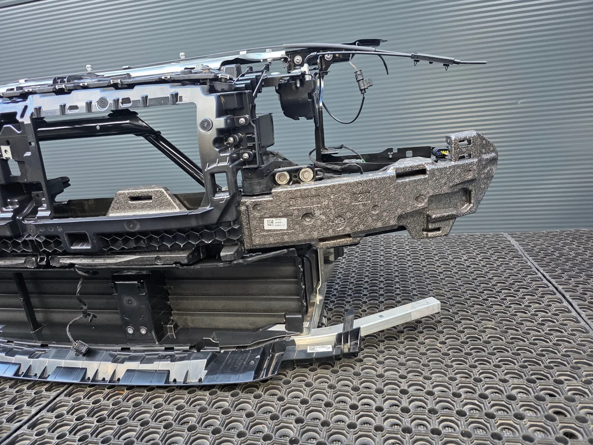 BMW G26 I4 Frontbalk Förstärkning image 4