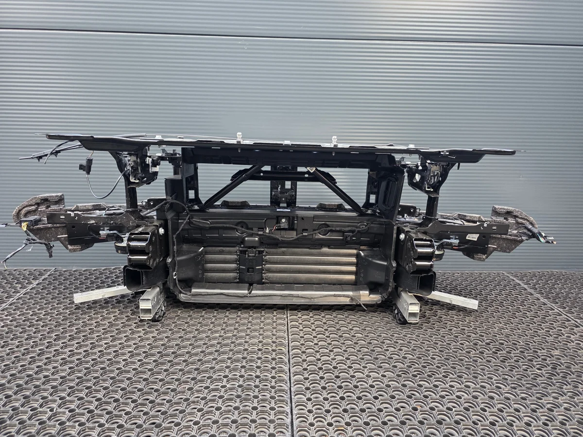 BMW G26 I4 Frontbalk Förstärkning image 9
