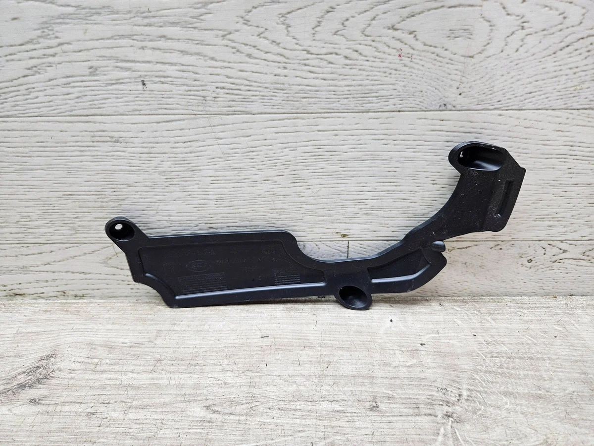 Land Rover Defender Headlight Bracket L8B215A245A image 4