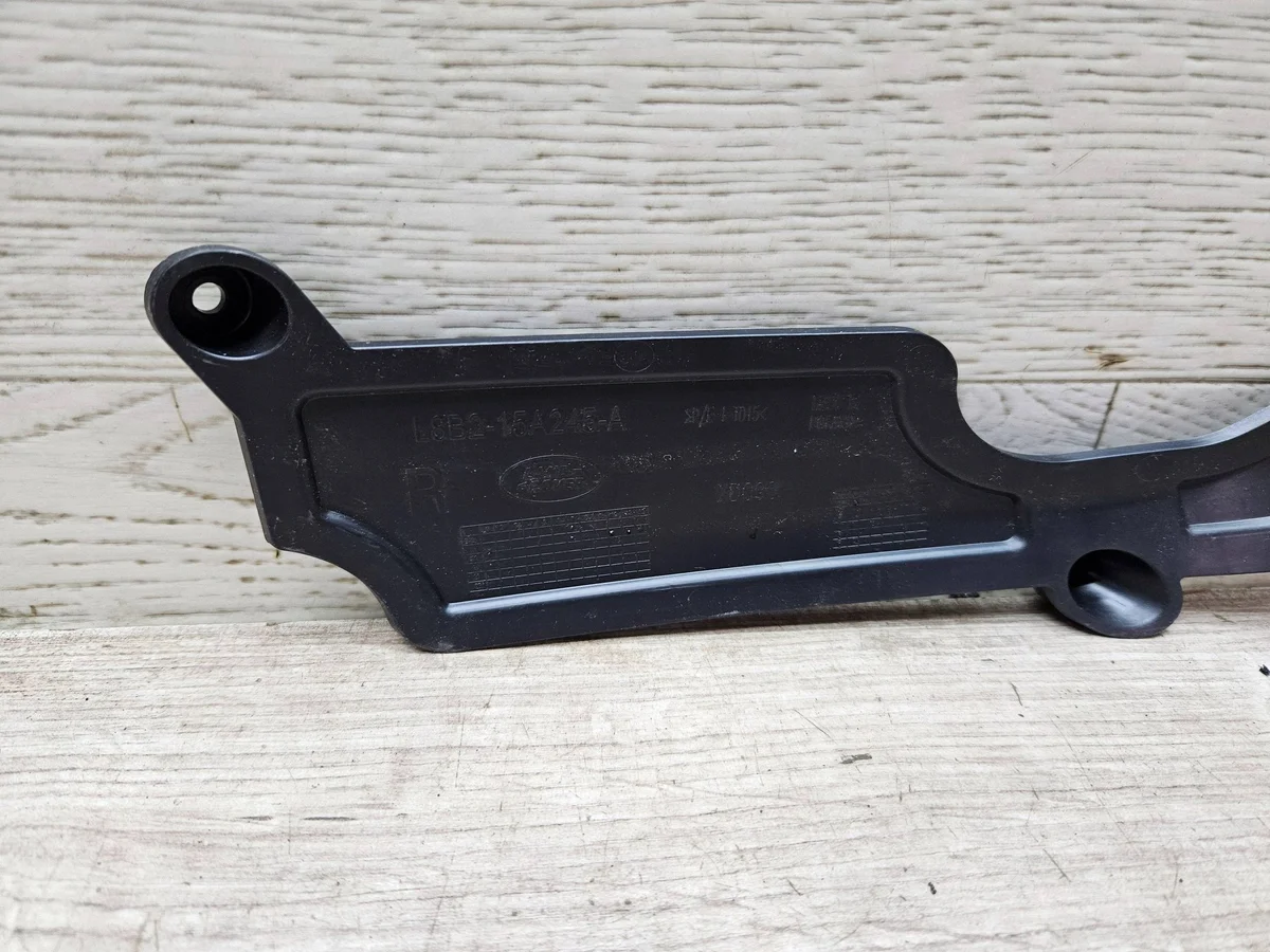 Land Rover Defender Headlight Bracket L8B215A245A image 5