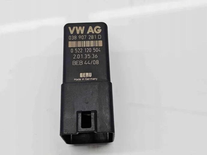 Relais Volkswagen Golf 6 038907281D Occasion