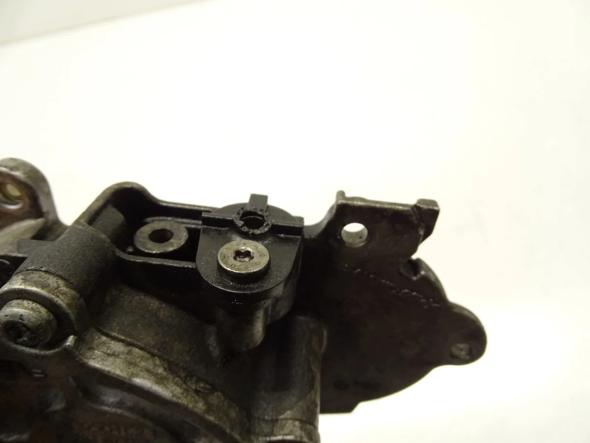 Vacuümpomp VW Audi Skoda 2.0 TDI CARSTOM146 image 3