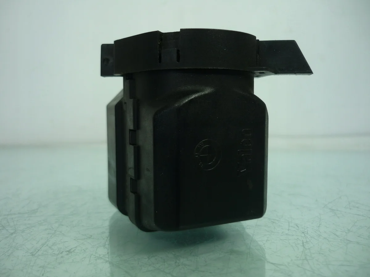 Mini Cooper Hatch Ignition Switch 2003 image 8