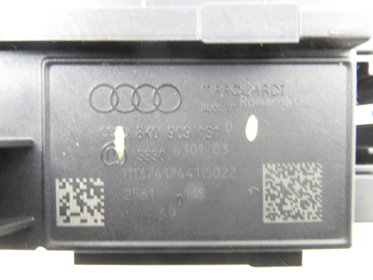Audi A4 B8 Ignition Switch 8K0909131D Used image 3