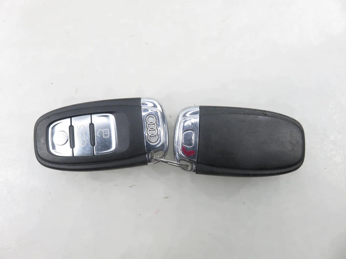 Audi A4 B8 Ignition Switch 8K0909131D Used image 9