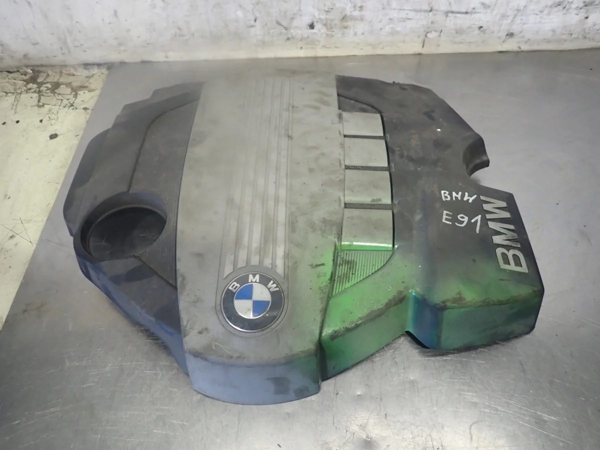 Moottorin yläsuojus BMW 1 (E87) 11147797410-07
